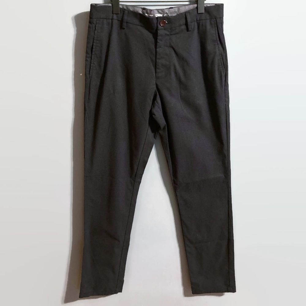 Old Navy Ultimate Slim Fit Built-In Flex Navy Dotted Chino Pants